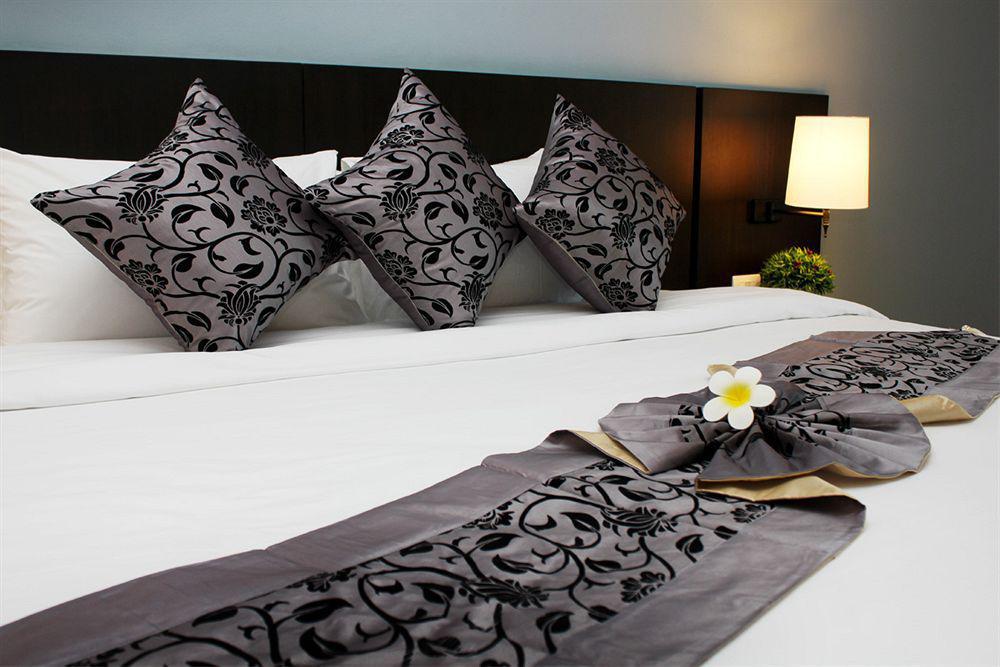 Hotel Simplitel Karon Zewnętrze zdjęcie
